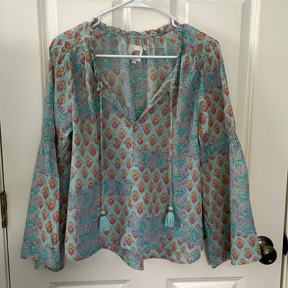 Women’s Medium Blouse Top Lilka Brand